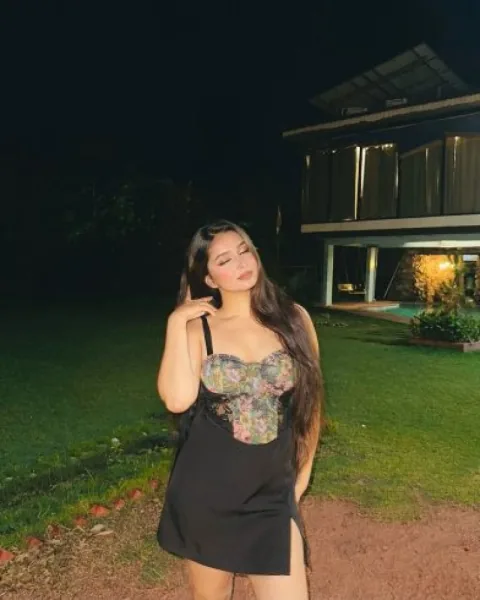 Escort Service Karol Bagh