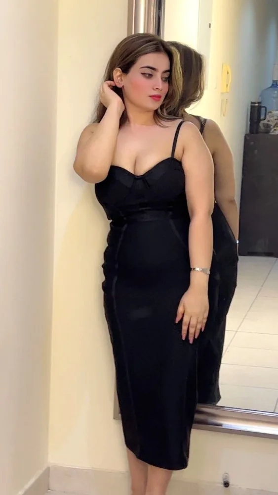 hot Karol Bagh escort